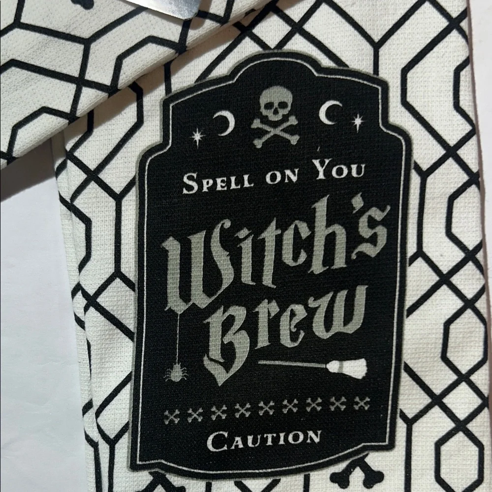 Witch's Brew Spell On You 2 Pack Kitchen Towel Set Gold & Gray On Black & White